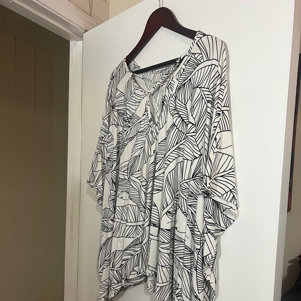 Beautiful top by Lola simply sisters design from Hilo, Hawaii